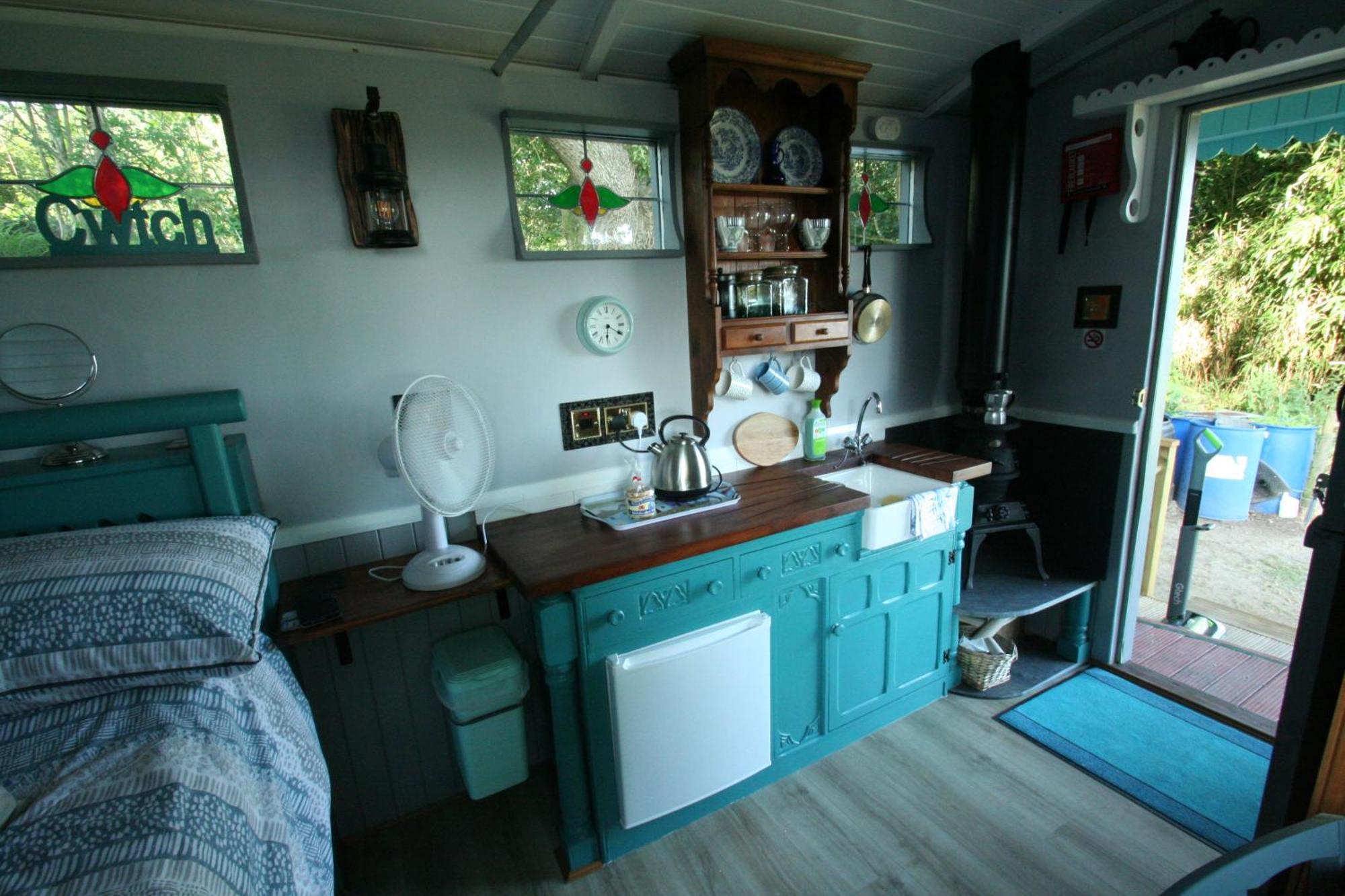 Bronllys Farm Coastal Self-Catering Apartman Llanelli Szoba fotó