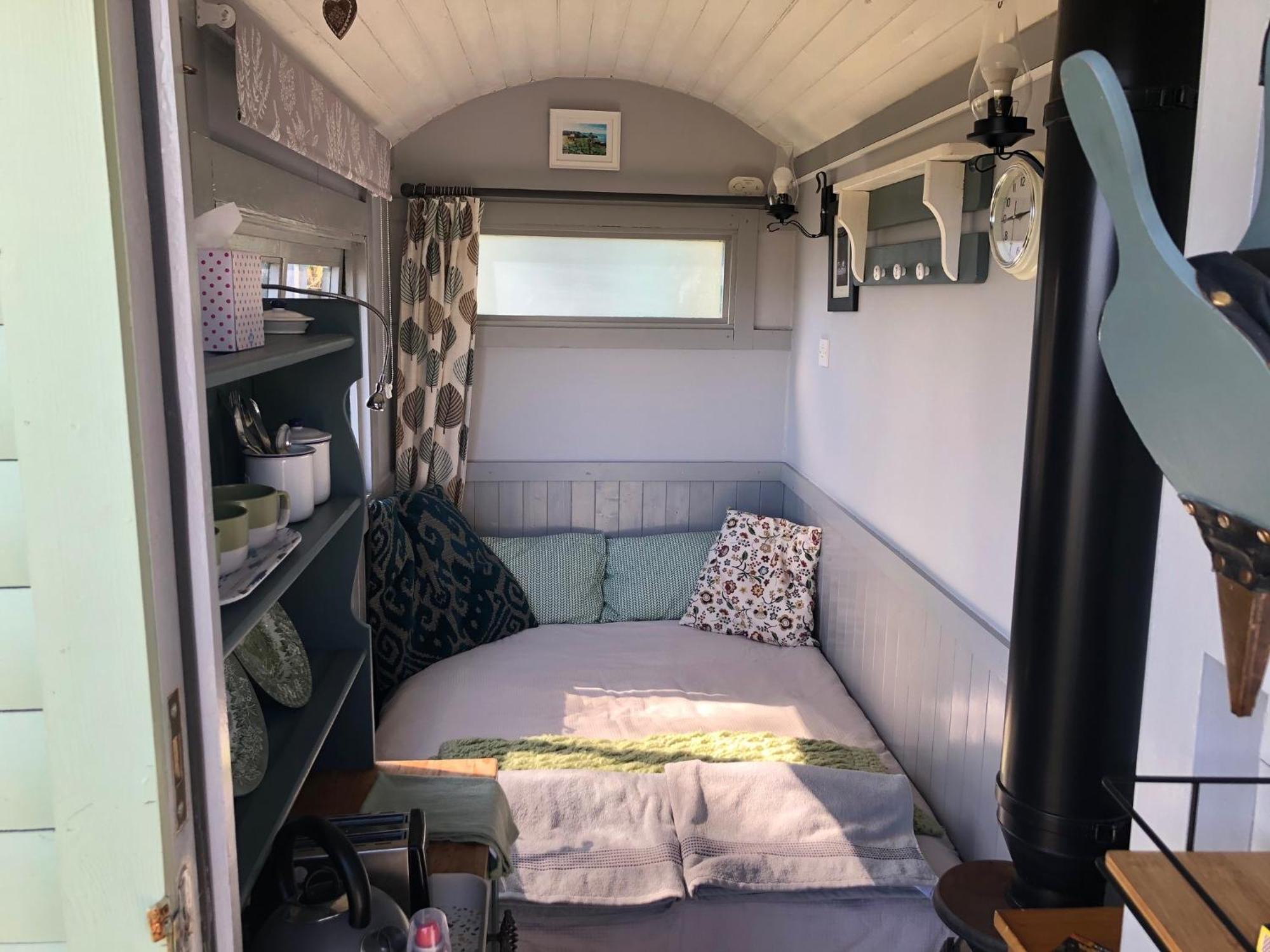 Bronllys Farm Coastal Self-Catering Apartman Llanelli Kültér fotó